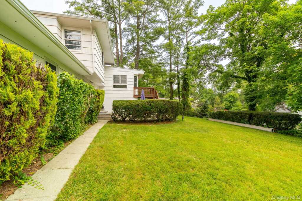 67 Malvern Lane, New Rochelle, NY 10583 - Photo 23 of 23