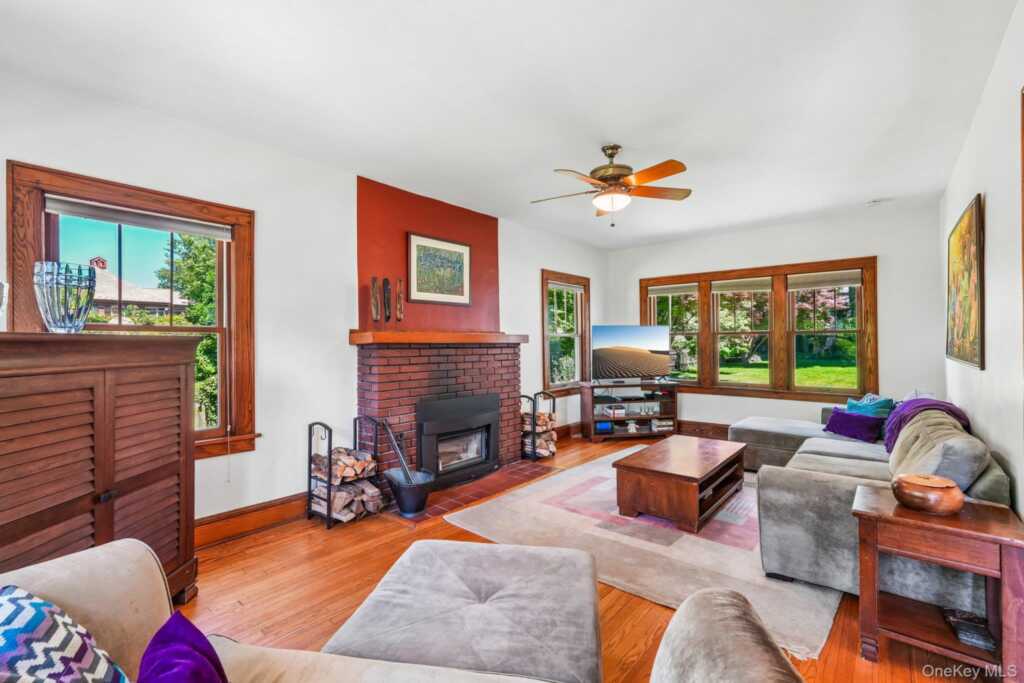 281 Piermont Avenue, Nyack, NY 10960 - Photo 10 of 49