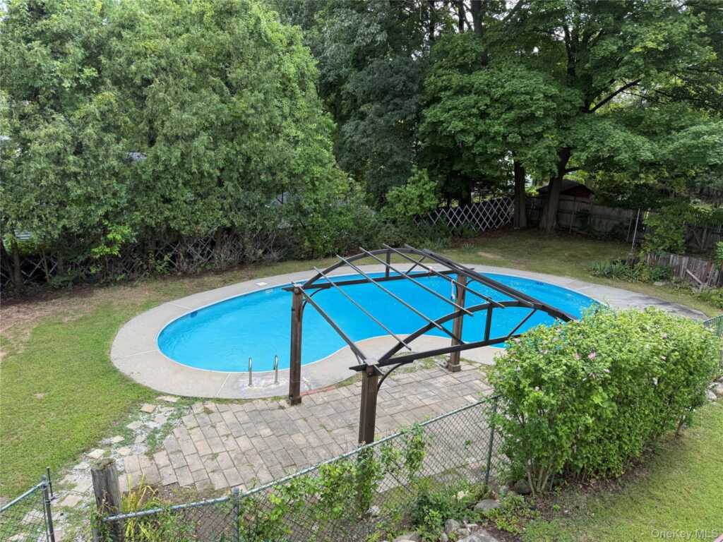 1 Sunset Drive, Suffern, NY 10901 - Photo 32 of 40