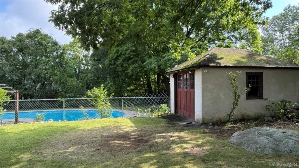 1 Sunset Drive, Suffern, NY 10901 - Photo 34 of 40