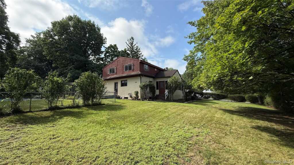 1 Sunset Drive, Suffern, NY 10901 - Photo 5 of 40