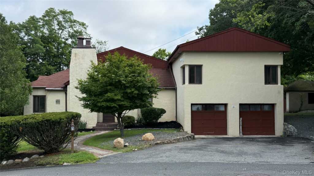 1 Sunset Drive, Suffern, NY 10901 - Photo 6 of 40
