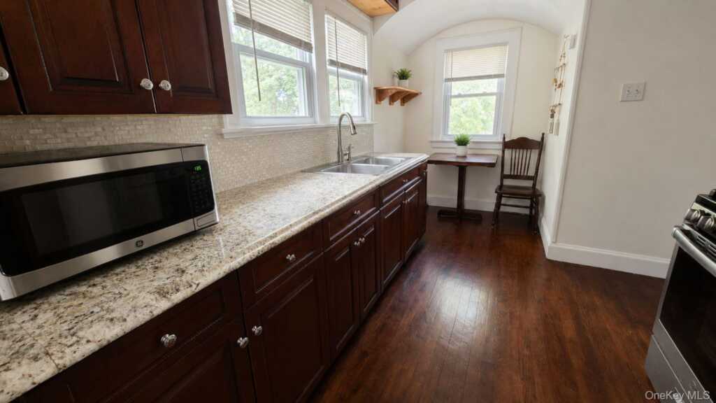 32 S Boulevard, Nyack, NY 10960 - Photo 6 of 16