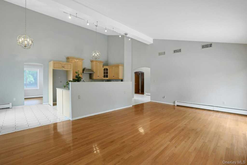 3 Sasson Terrace, Valley Cottage, NY 10989 - Photo 12 of 39