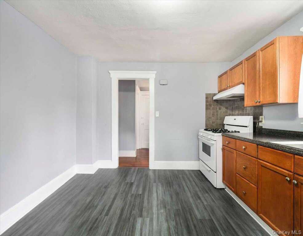 92 N Highland Avenue, Nyack, NY 10960 - Photo 36 of 43