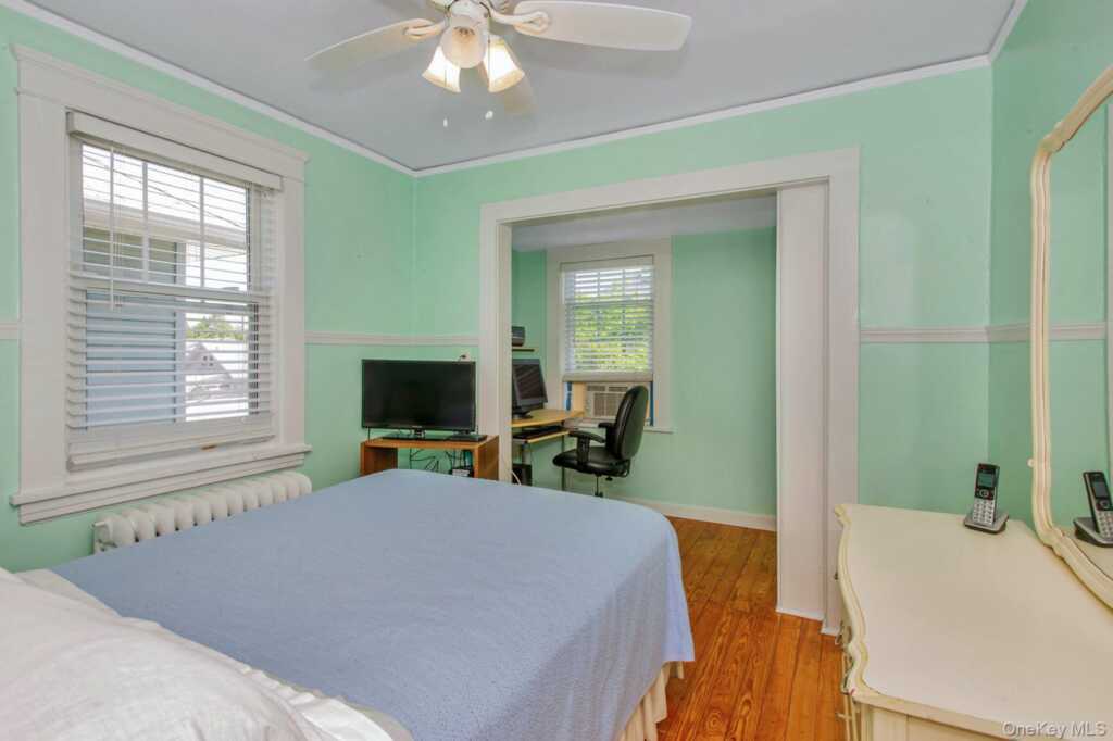 95 Homestead Place, New Rochelle, NY 10801 - Photo 18 of 33