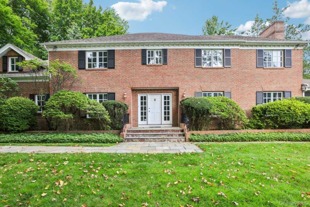 90 Greenhaven Road, Rye, NY 10580 - Photo 2 of 50