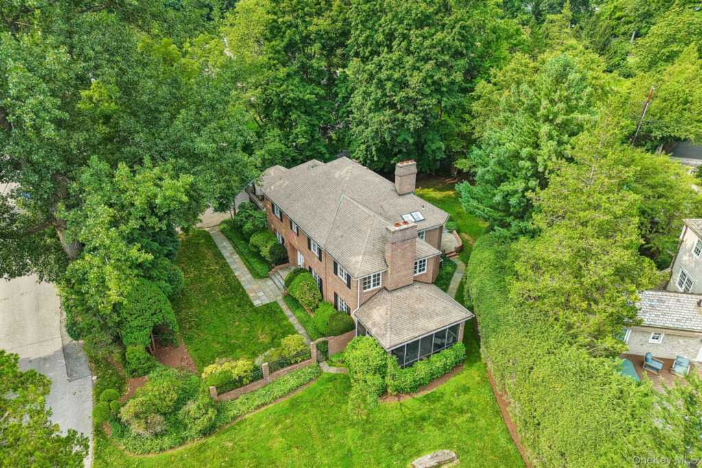 90 Greenhaven Road, Rye, NY 10580 - Photo 7 of 50