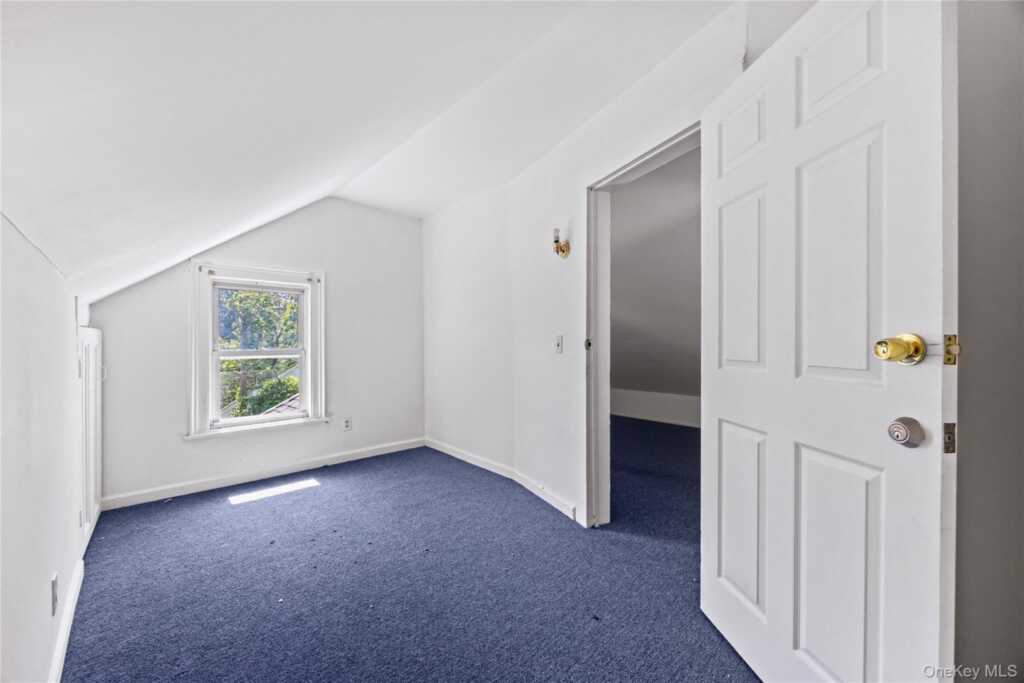 17 Midland Avenue, White Plains, NY 10606 - Photo 18 of 32