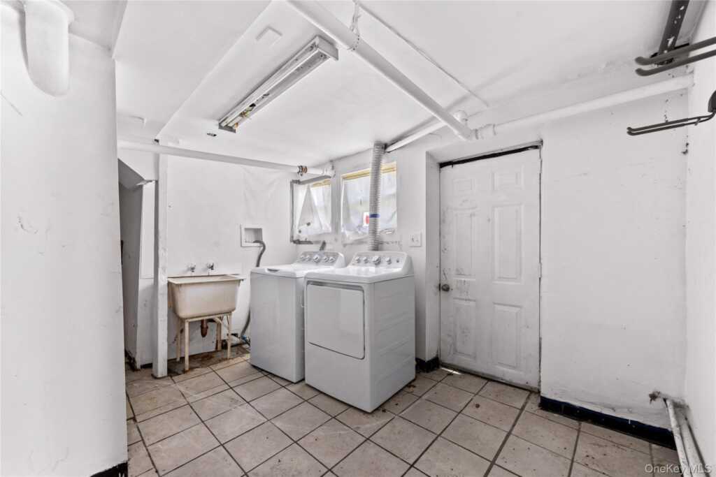 17 Midland Avenue, White Plains, NY 10606 - Photo 23 of 32