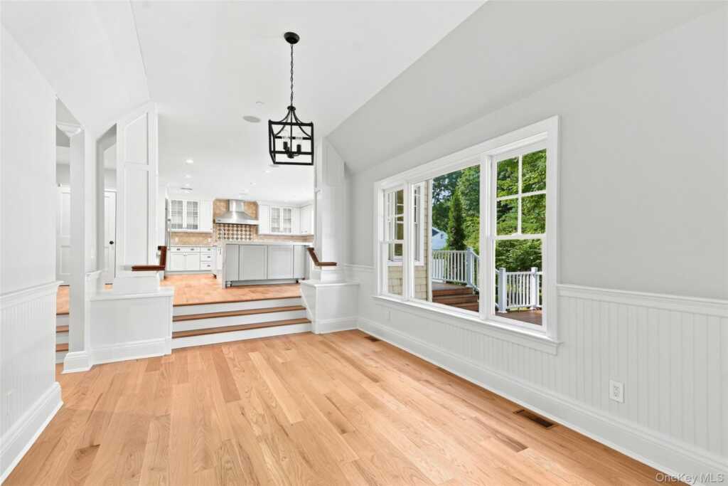 38 Lincoln Avenue, Rye, NY 10573 - Photo 11 of 37