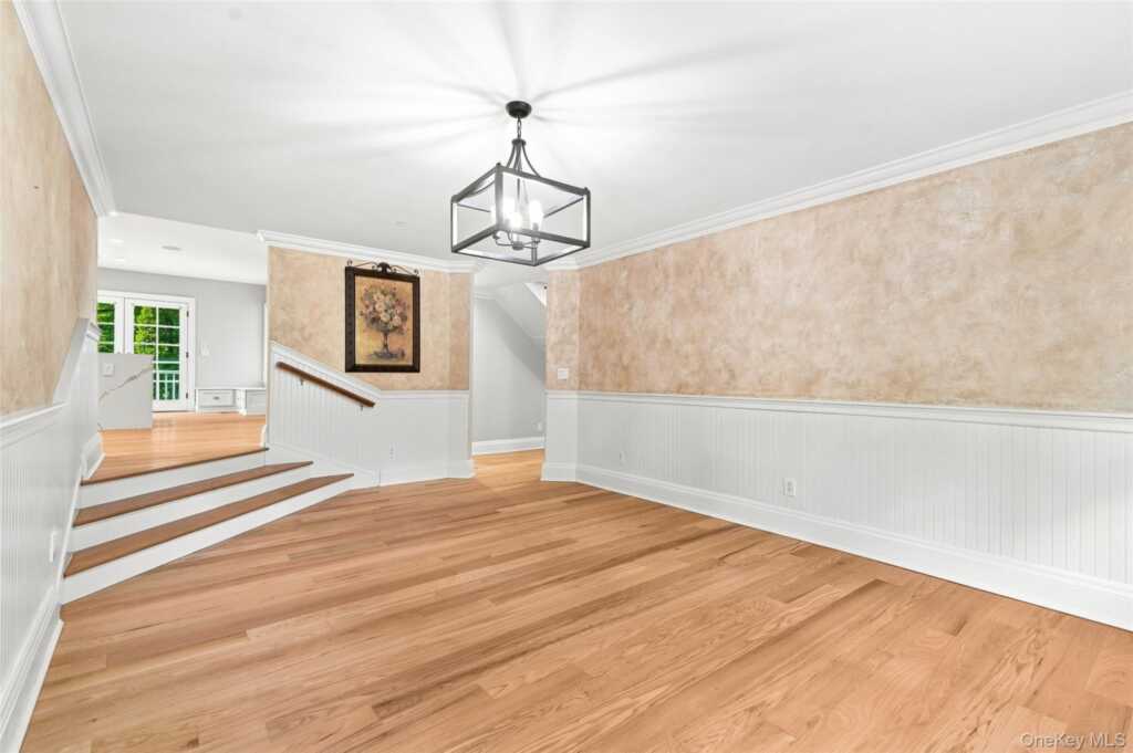 38 Lincoln Avenue, Rye, NY 10573 - Photo 8 of 37