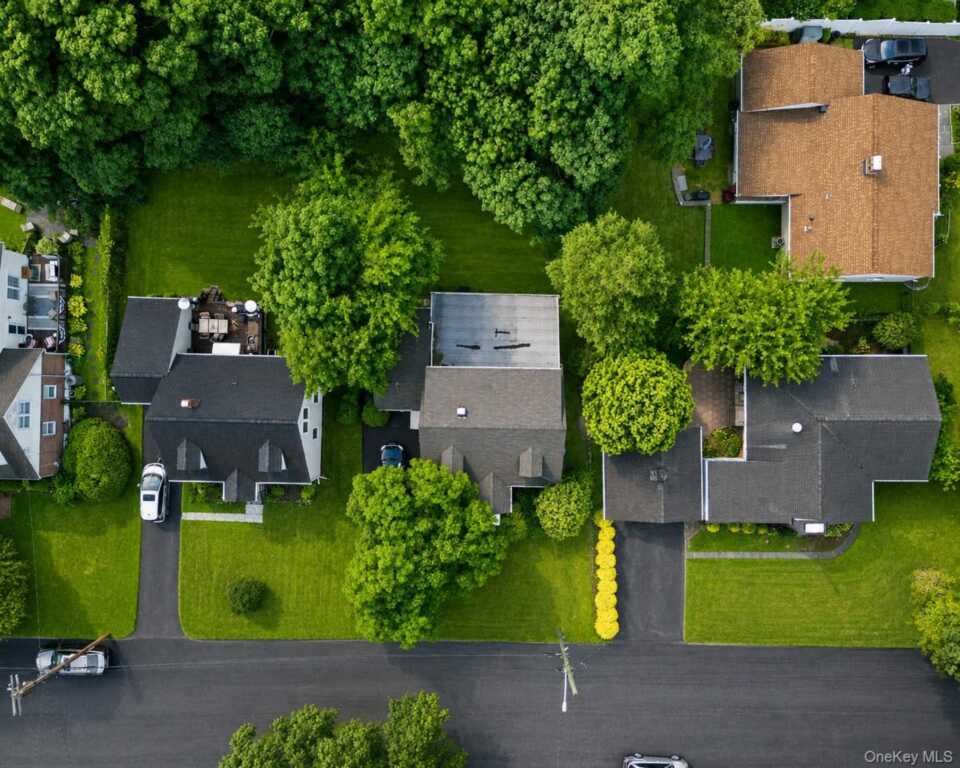 24 Maywood Avenue, Rye, NY 10573 - Photo 4 of 20