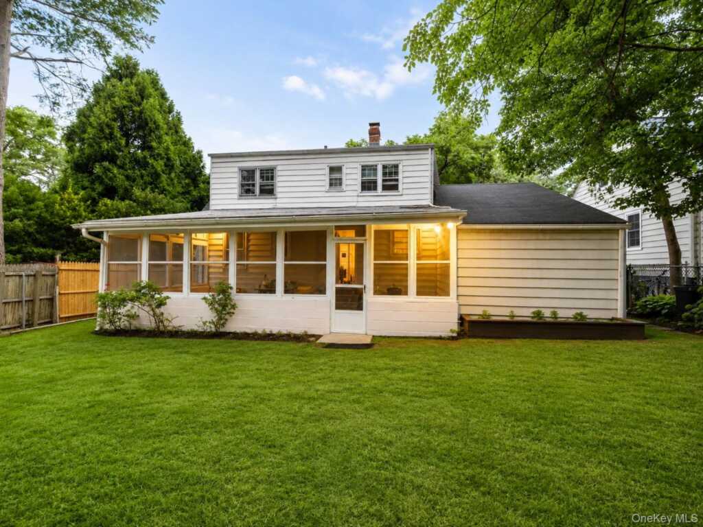 24 Maywood Avenue, Rye, NY 10573 - Photo 5 of 20