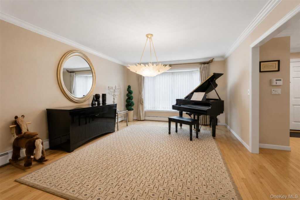391 Pleasant Hill Drive, New City, NY 10956 - Photo 14 of 39