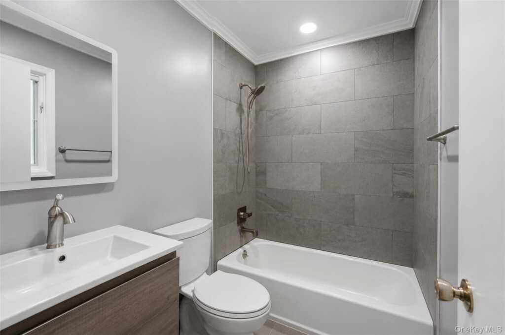 391 Pleasant Hill Drive, New City, NY 10956 - Photo 36 of 39