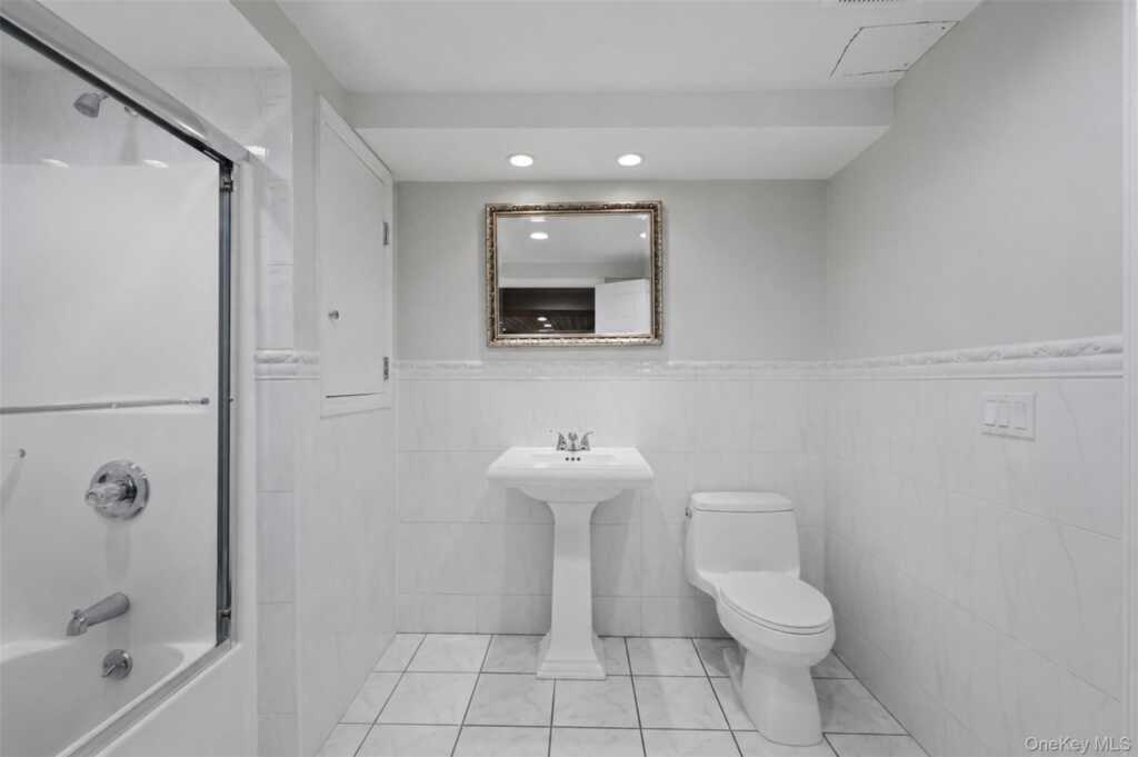 391 Pleasant Hill Drive, New City, NY 10956 - Photo 37 of 39