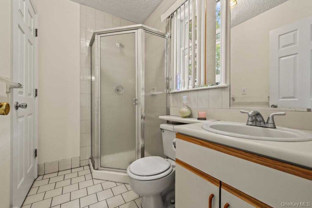 10 Ash Court, New City, NY 10956 - Photo 10 of 42