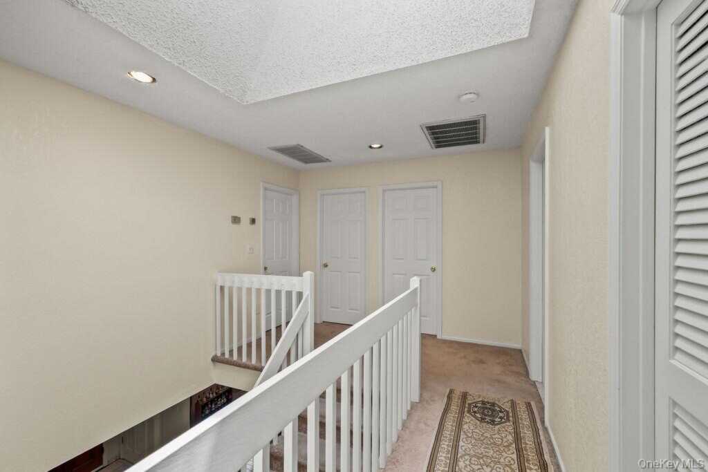 10 Ash Court, New City, NY 10956 - Photo 18 of 42