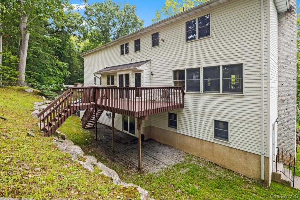 10 Ash Court, New City, NY 10956 - Photo 35 of 42
