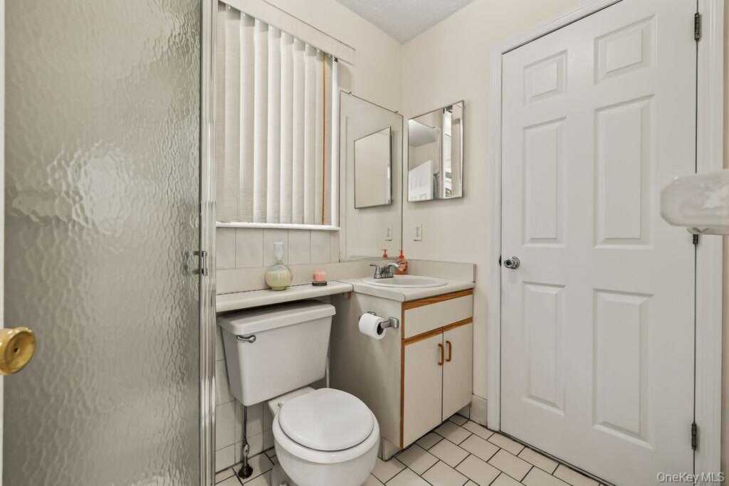 10 Ash Court, New City, NY 10956 - Photo 9 of 42