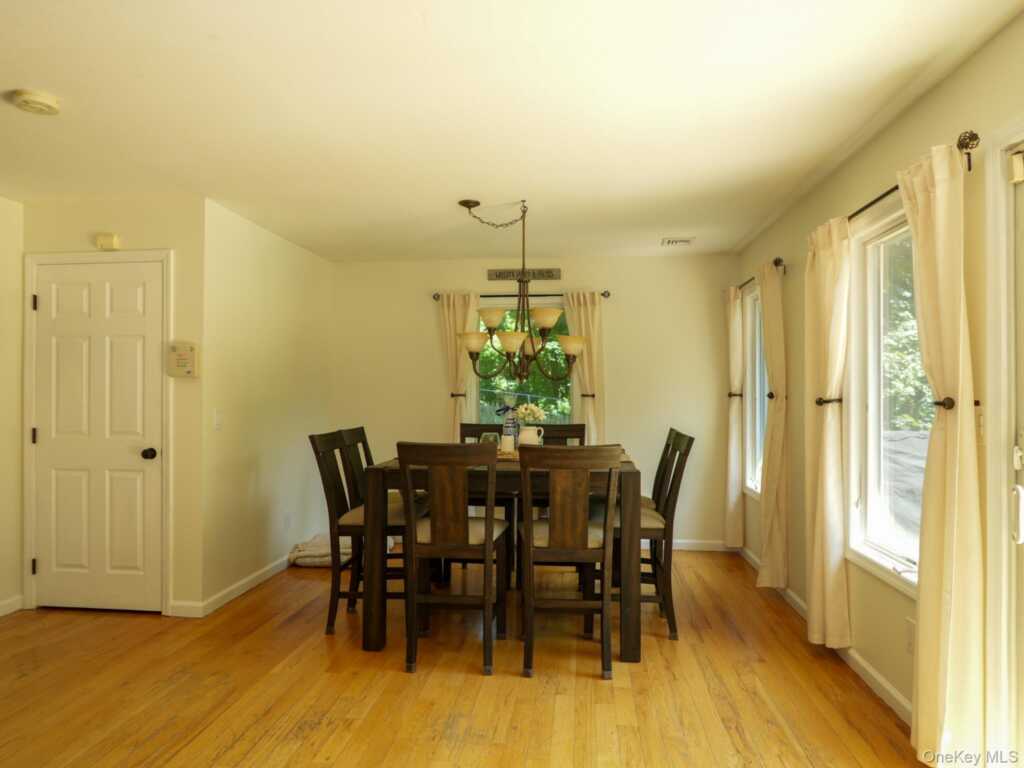 10 Reservoir Road, Stony Point, NY 10980 - Photo 15 of 36