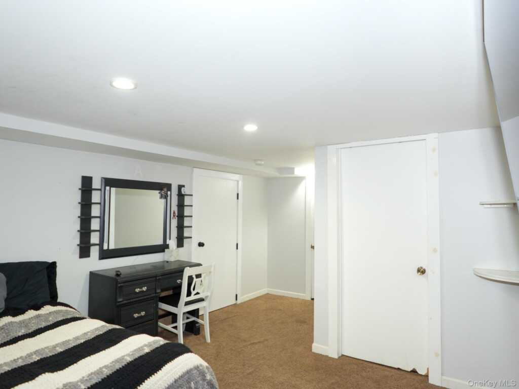 10 Reservoir Road, Stony Point, NY 10980 - Photo 29 of 36
