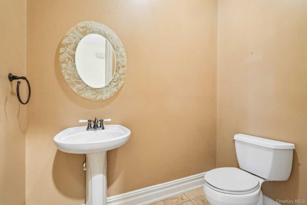55 Strawtown Road, New City, NY 10956 - Photo 13 of 50