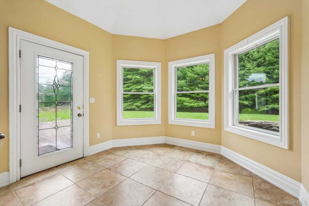 55 Strawtown Road, New City, NY 10956 - Photo 18 of 50