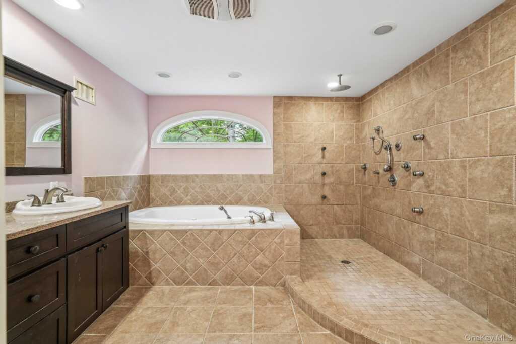 55 Strawtown Road, New City, NY 10956 - Photo 22 of 50
