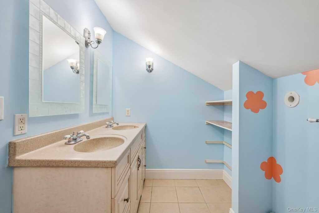 55 Strawtown Road, New City, NY 10956 - Photo 30 of 50