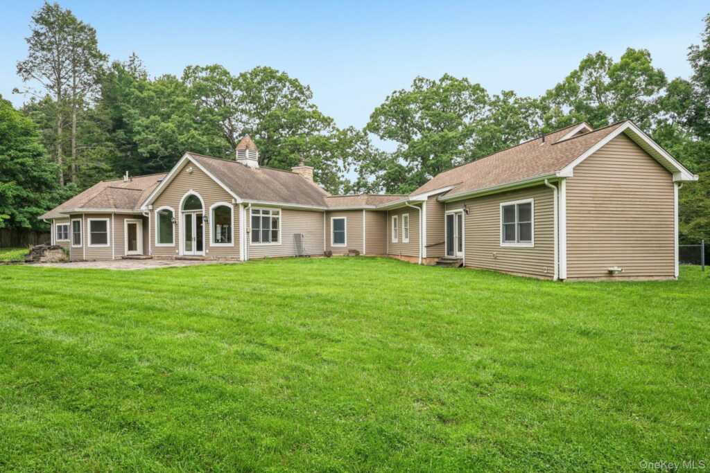 55 Strawtown Road, New City, NY 10956 - Photo 43 of 50