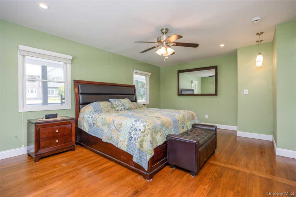 395 Ehrhardt Road, Pearl River, NY 10965 - Photo 13 of 34