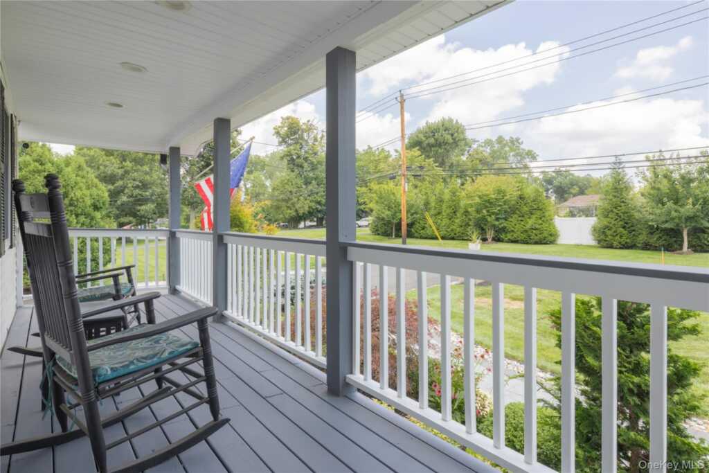 395 Ehrhardt Road, Pearl River, NY 10965 - Photo 19 of 34