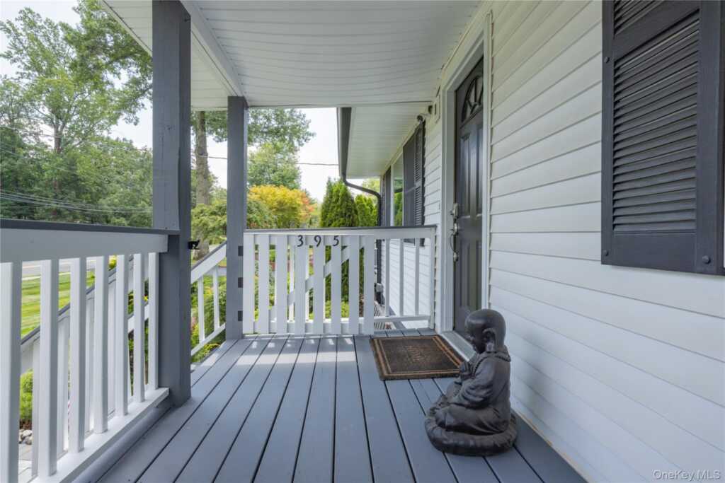 395 Ehrhardt Road, Pearl River, NY 10965 - Photo 20 of 34