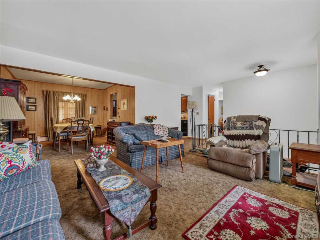 794 Brookridge Drive, Valley Cottage, NY 10989 - Photo 5 of 33