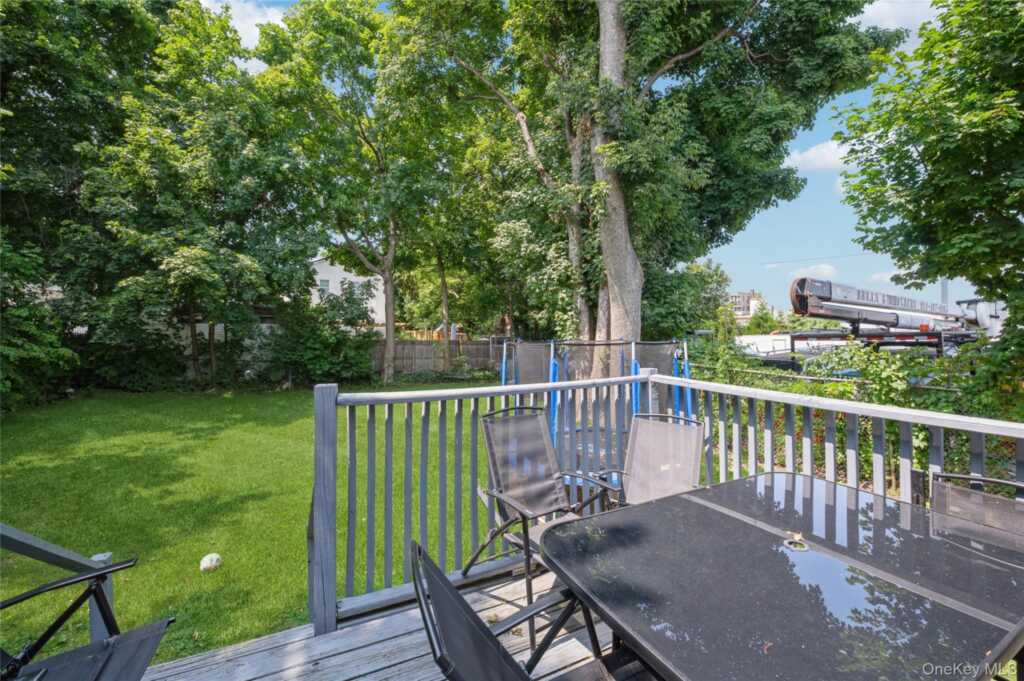 130 Smith Street, Rye, NY 10573 - Photo 24 of 30