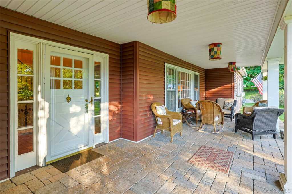 10 Linda Drive, Suffern, NY 10901 - Photo 5 of 41