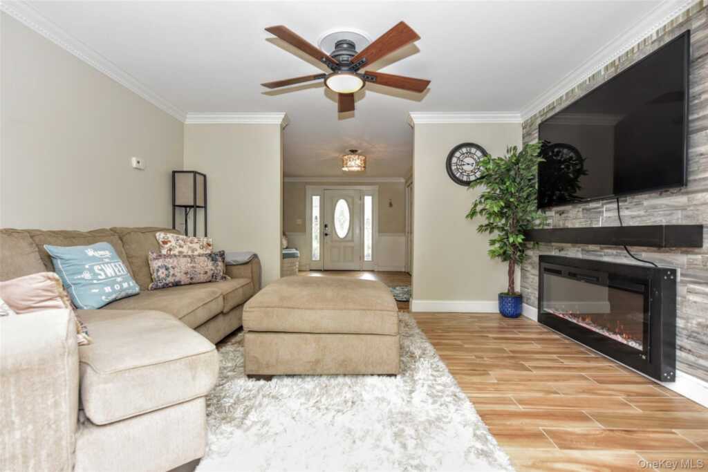 3 Forest Knoll Drive, Suffern, NY 10901 - Photo 13 of 43