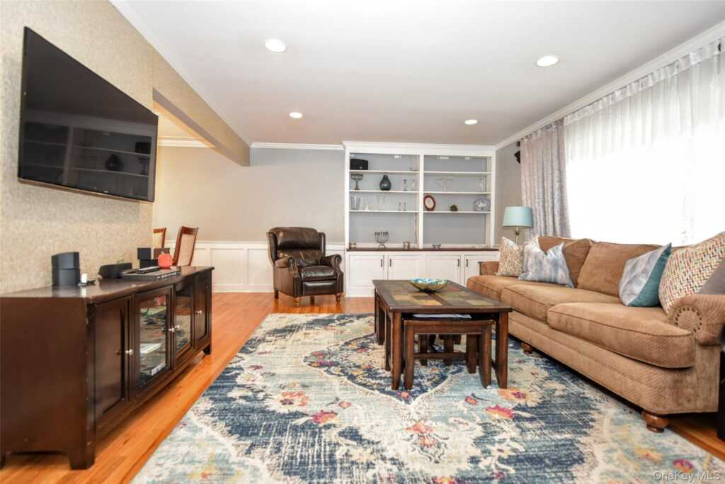 3 Forest Knoll Drive, Suffern, NY 10901 - Photo 18 of 43