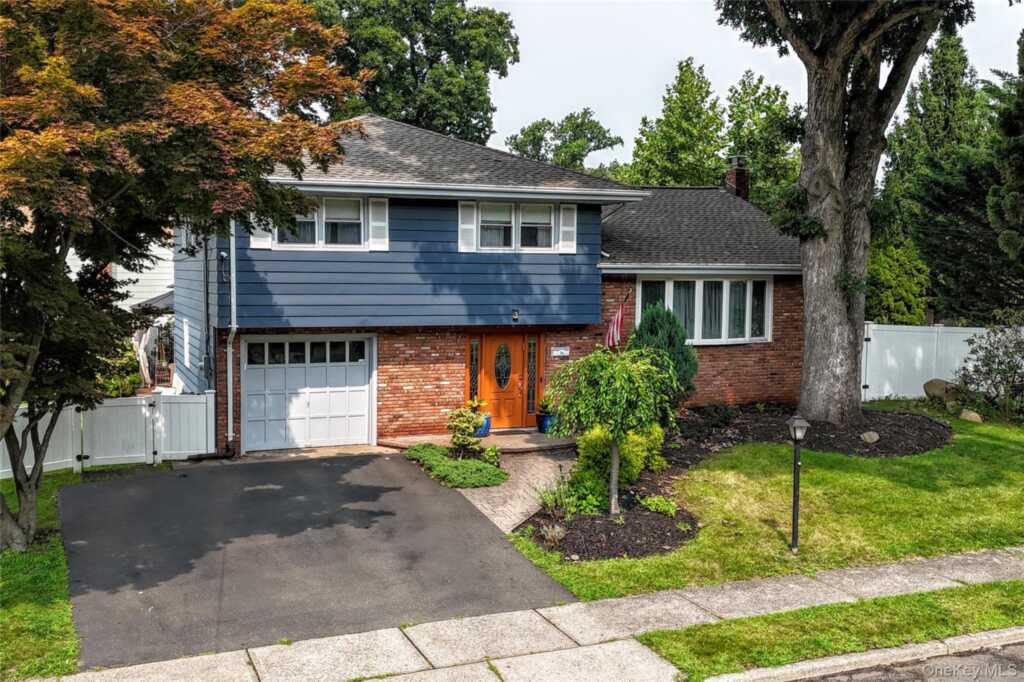 3 Forest Knoll Drive, Suffern, NY 10901 - Photo 2 of 43