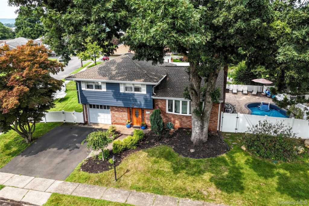 3 Forest Knoll Drive, Suffern, NY 10901 - Photo 3 of 43