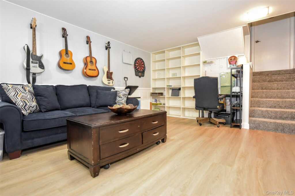 3 Forest Knoll Drive, Suffern, NY 10901 - Photo 30 of 43