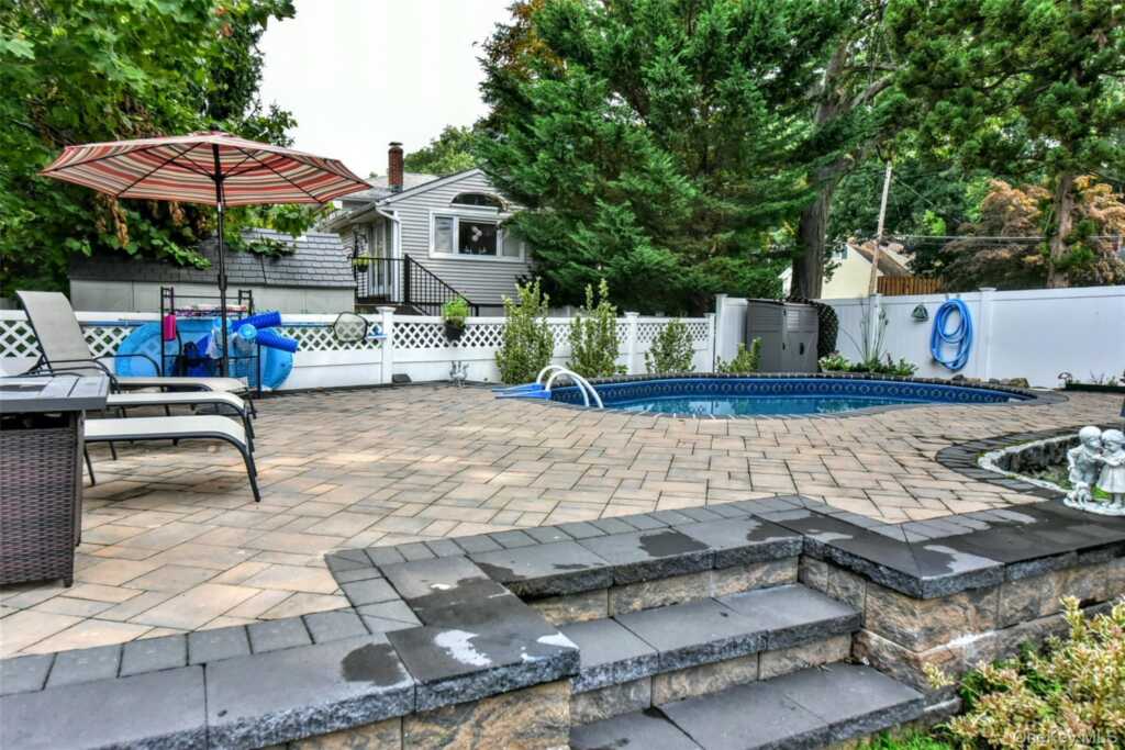 3 Forest Knoll Drive, Suffern, NY 10901 - Photo 38 of 43