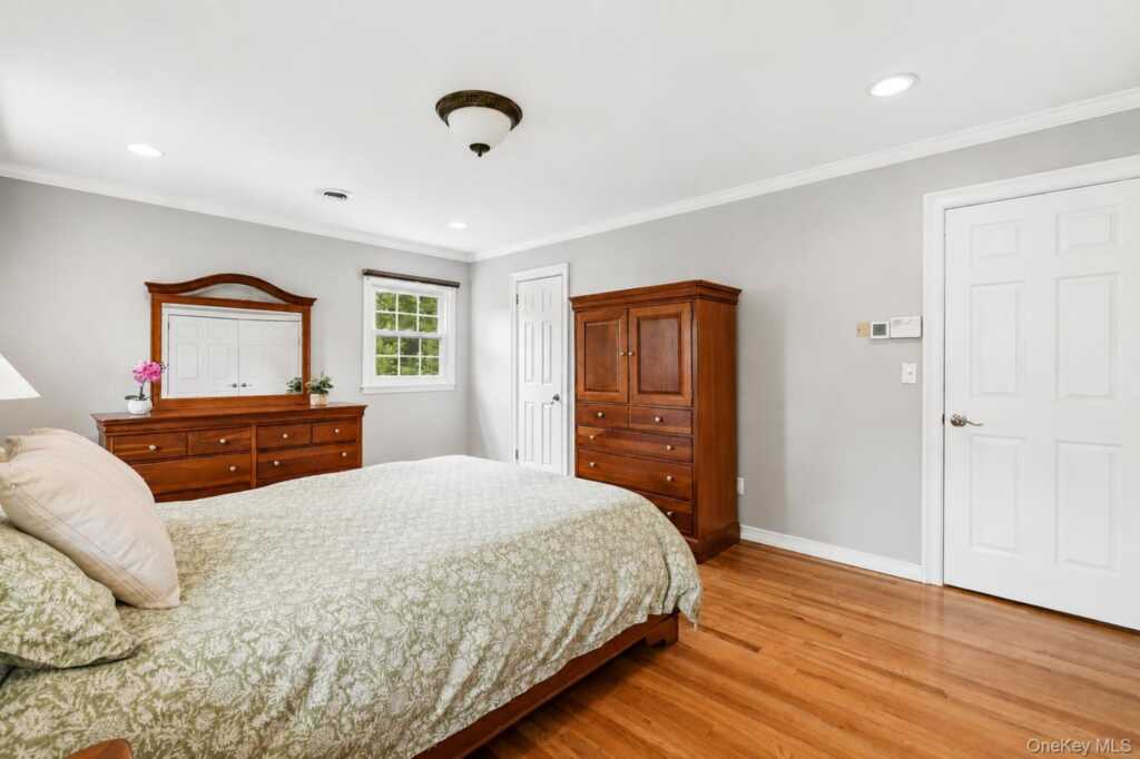 12 Little Brook Lane, New City, NY 10956 - Photo 19 of 47