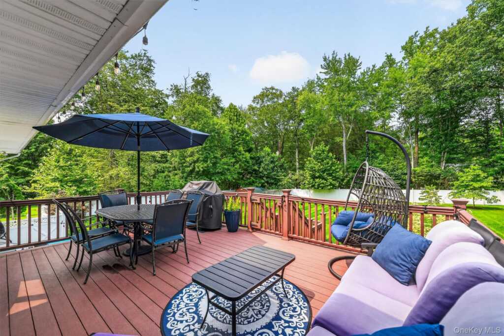 12 Little Brook Lane, New City, NY 10956 - Photo 40 of 47