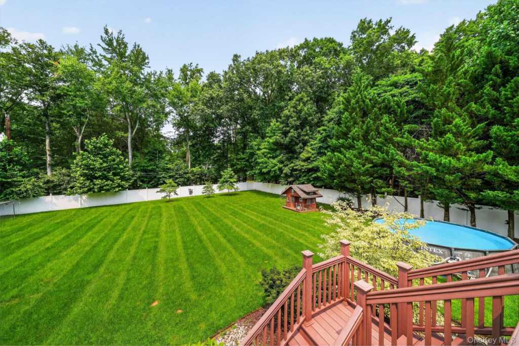 12 Little Brook Lane, New City, NY 10956 - Photo 41 of 47