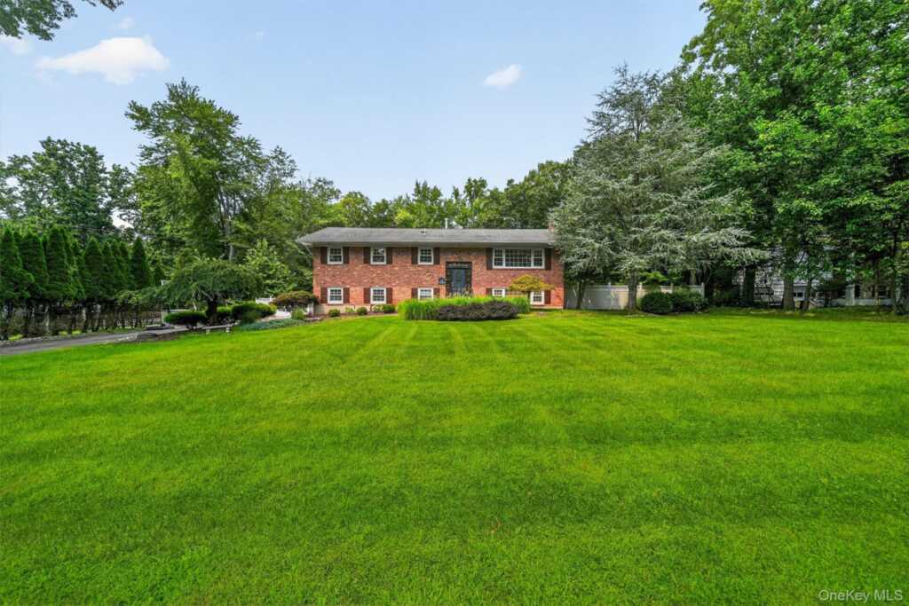 12 Little Brook Lane, New City, NY 10956 - Photo 44 of 47