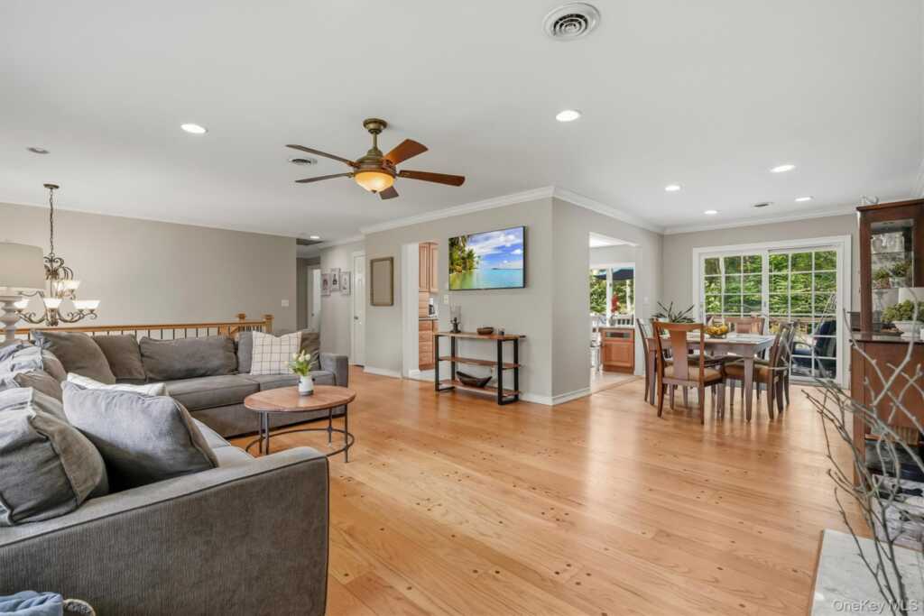 12 Little Brook Lane, New City, NY 10956 - Photo 9 of 47