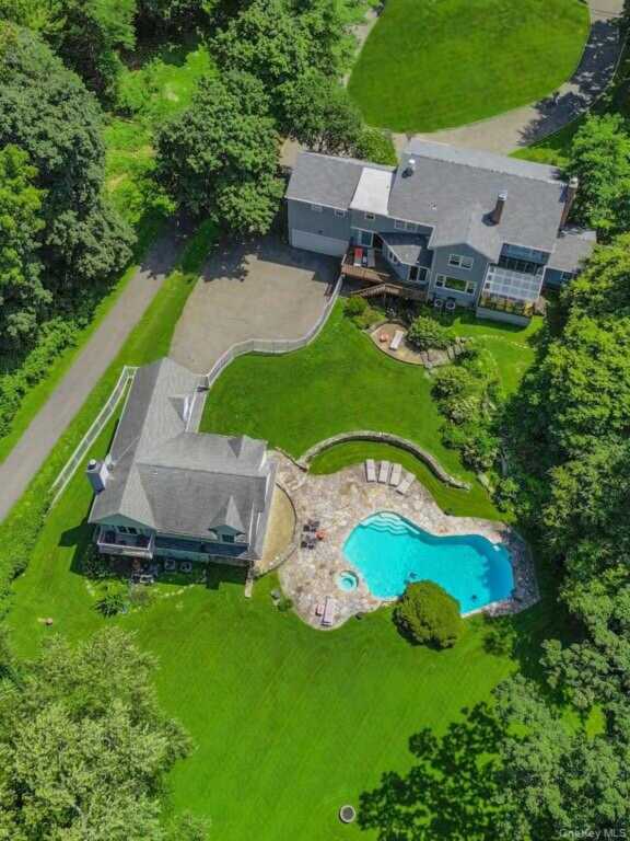 415 Grace Church Street, Rye, NY 10580 - Photo 25 of 25